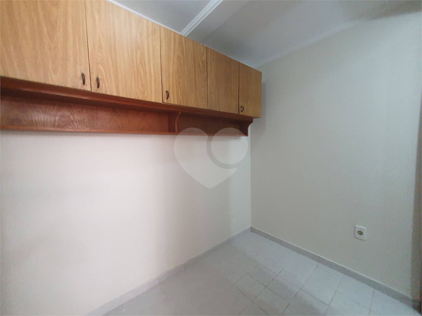 Casa de Vila à venda com 4 suítes em Jardim Santa Rosália, Sorocaba, SP