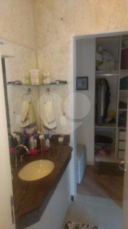 Sobrado à venda com 3 suítes em Santana, São Paulo, SP