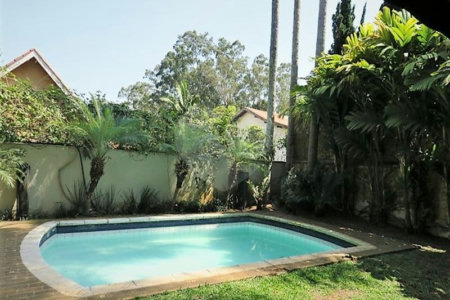 Casa à venda com 4 quartos, sendo 2 suítes, em Jardim Morumbi, São Paulo, SP