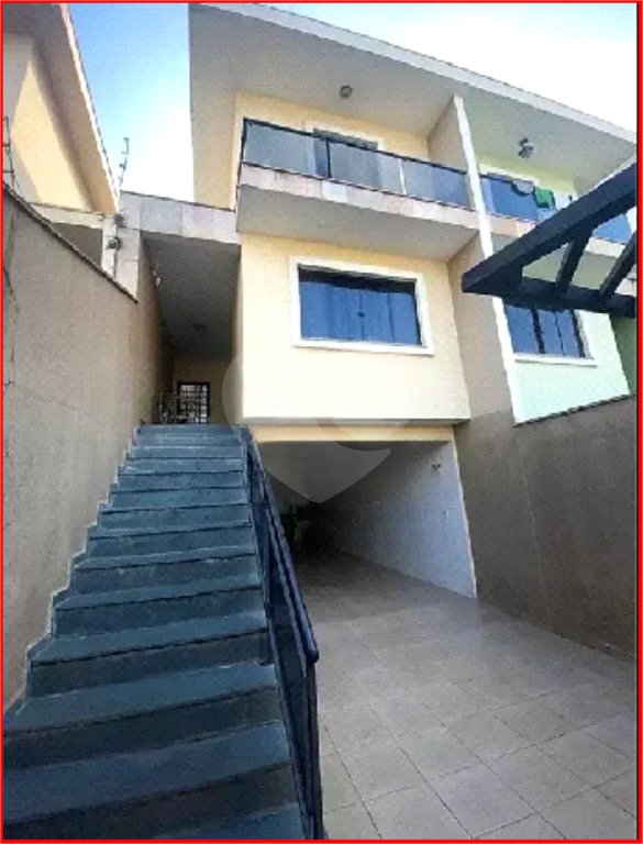 Sobrado à venda com 3 quartos, sendo 1 suíte, em Vila Nivi, São Paulo, SP