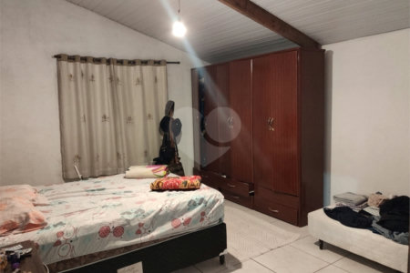 Sobrado à venda com 290m² na região central de Bom Jesus dos Perdões – SP