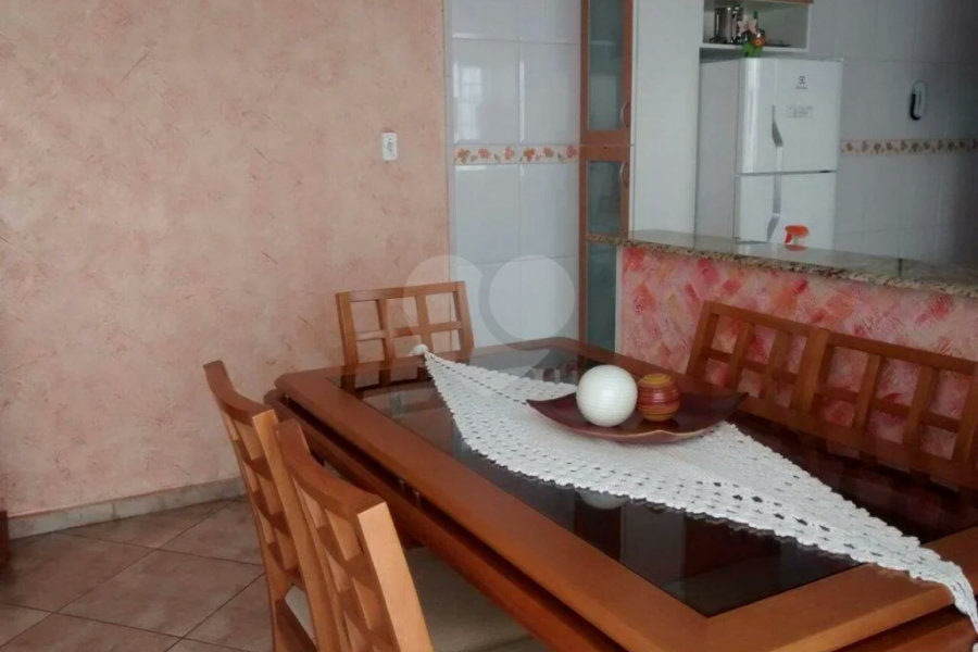 Casa térrea à venda na região do Imirim, 2 dormitórios, 2 vagas de garagem!