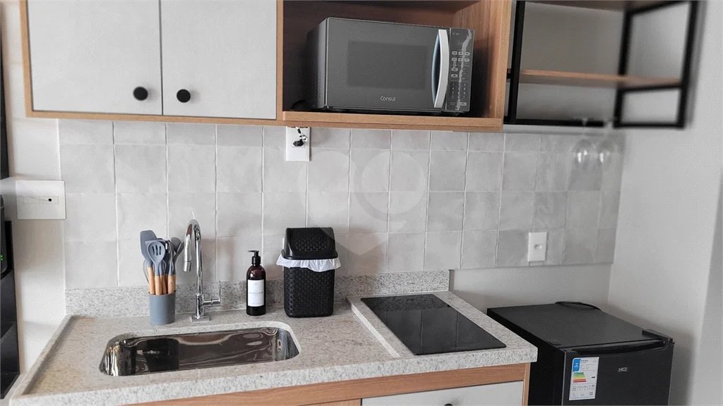 Studio sofisticado, totalmente mobiliado e pronto para morar