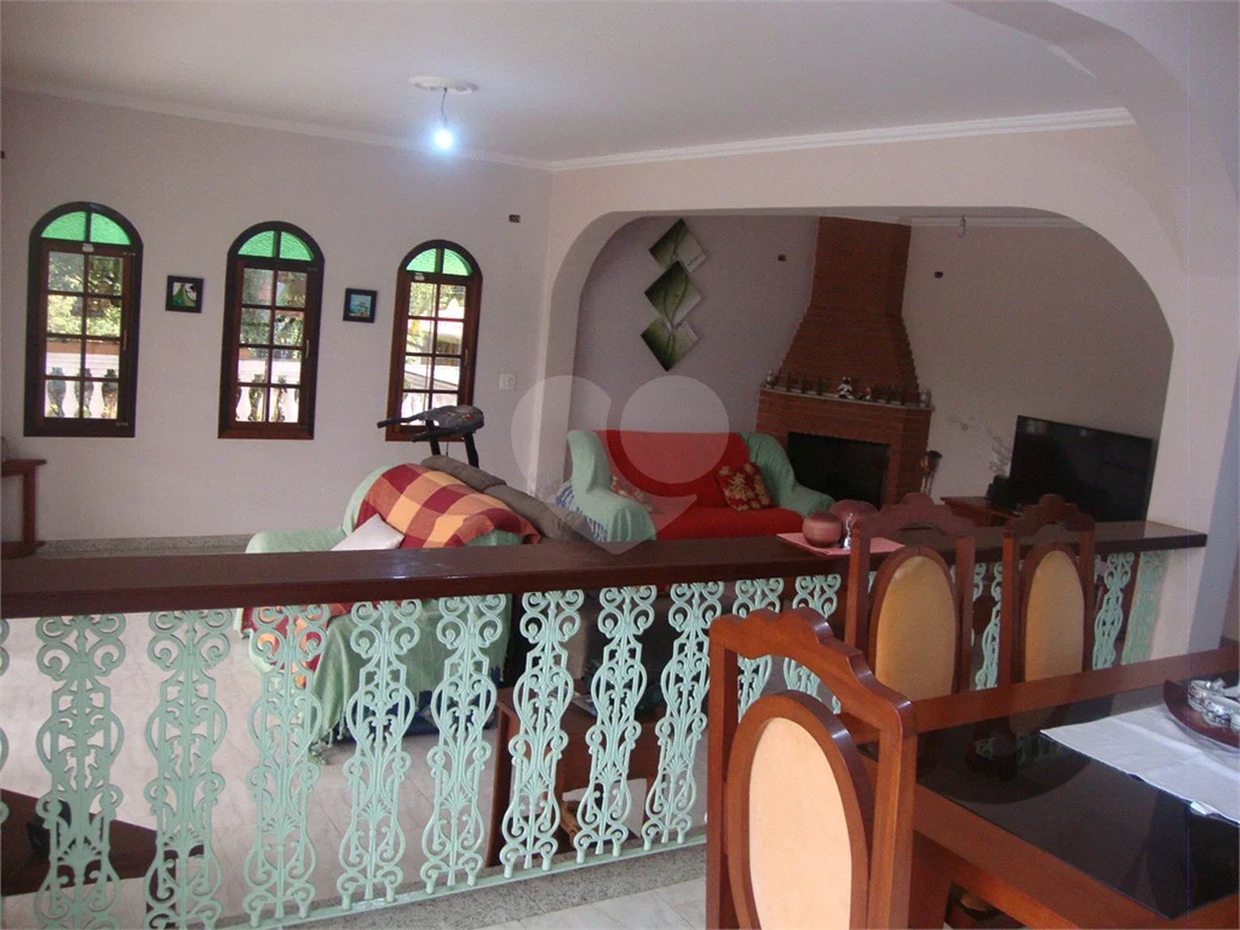 Chácara à venda com 5 quartos, sendo 2 suítes, em Jardim Arujá, Arujá, SP