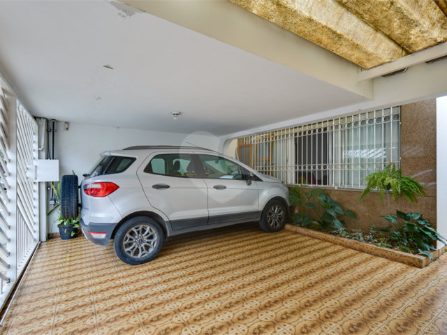 Sobrado à venda com 3 quartos, sendo 1 suíte,  em Chácara Santo Antônio (zona Sul), São Paulo, SP