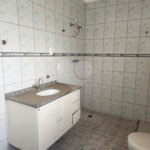 Sobrado à venda com 4 quartos, sendo 1 suíte, no Centro, Araraquara, SP