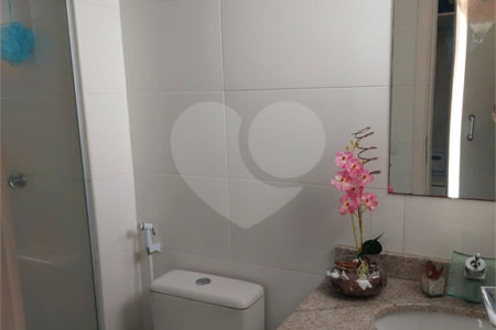 Casa à venda com 3 quartos, sendo 2 suítes, no condomínio Outside Authentic Residences, Rio de Janeiro - RJ