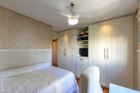 Apartamento à venda com 3 quartos, sendo 2 suítes, em Jardim Marajoara, São Paulo, SP