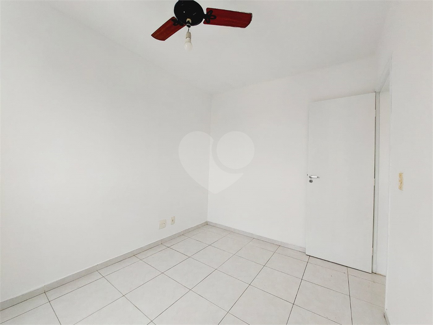 Apartamento à venda ou para alugar com 2 quartos em Vila Anastácio, São Paulo, SP