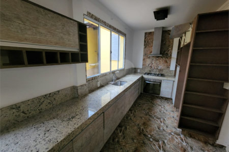 Casa à venda com 3 quartos, sendo 1 suíte, em Jardim Juliana, Mogi das Cruzes, SP