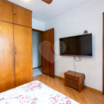 Casa à venda com 4 quartos, sendo 2 suítes, em Campo Belo, São Paulo, SP