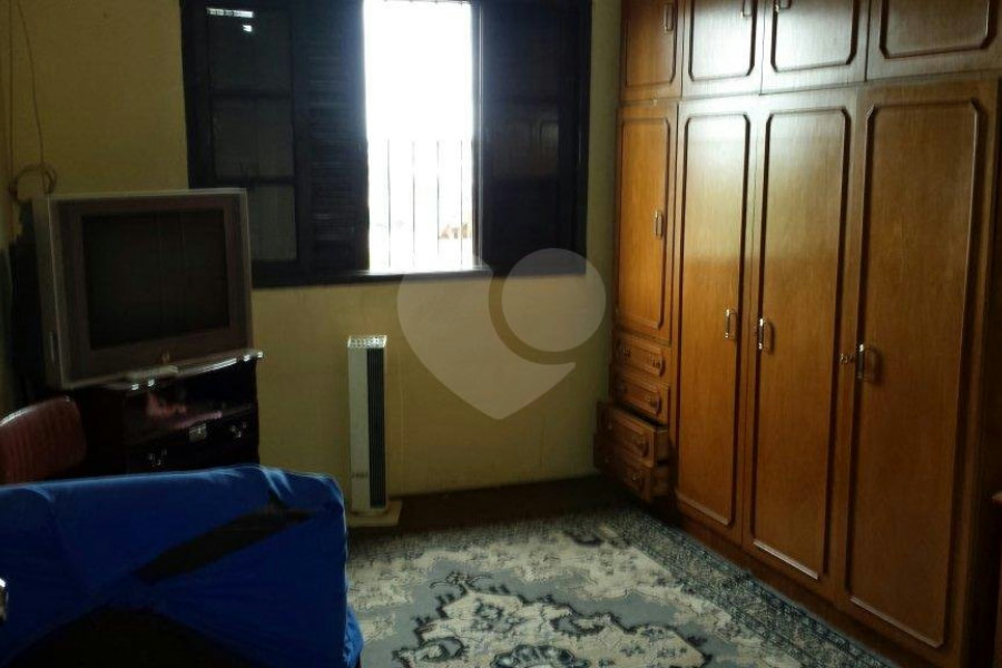Casa à venda com 3 quartos, sendo 1 suíte, em Itaquera, São Paulo, SP