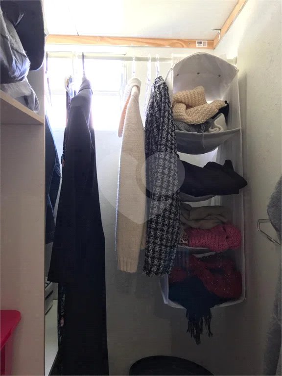 Chácara à venda com 4 quartos, sendo 3 suítes, em Monterrey, Louveira, SP