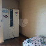 Sobrado à venda com 4 quartos, sendo 1 suíte, em Vila Constança, São Paulo, SP