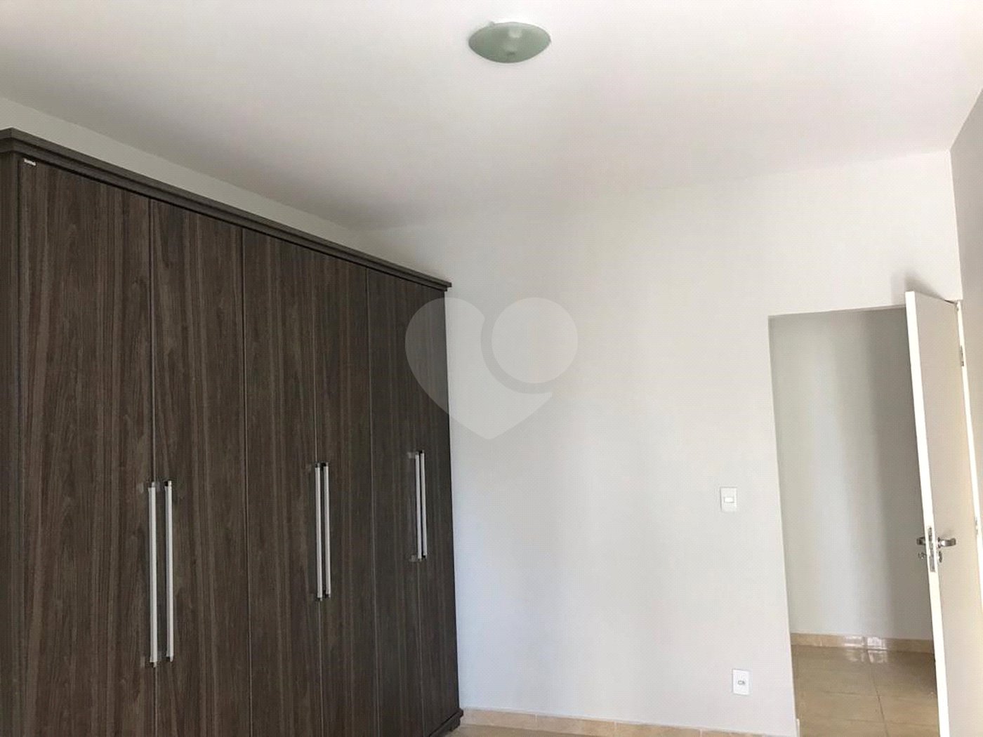 Sobrado à venda com 3 quartos, sendo 1 suíte,  em Jardim Chapadão, Campinas, SP