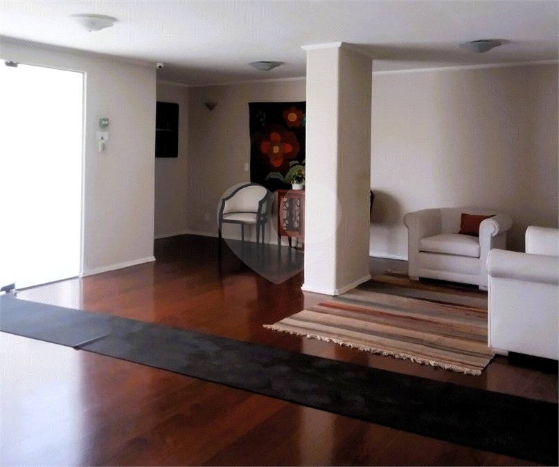 Apartamento à venda ou para alugar com 3 quartos, sendo 1 suíte,  em Real Parque, São Paulo, SP