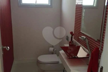 Condomínio à venda com 4 quartos, sendo 2 suítes, em Colinas do Paratehy, Mogi das Cruzes, SP