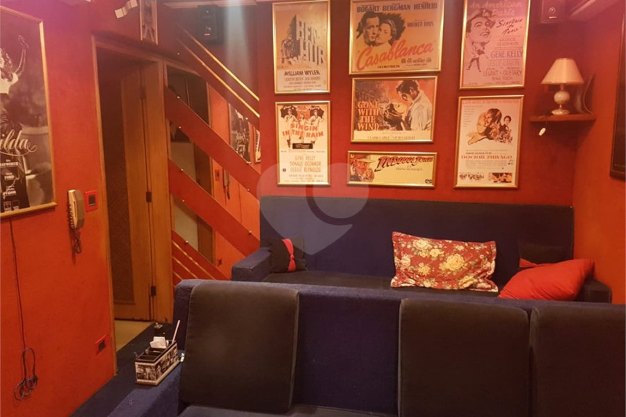 Sobrado à venda com 4 quartos em Santana, São Paulo, SP