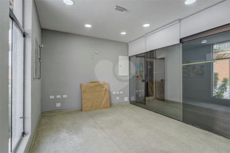 Sobrado à venda ou para alugar com 1 quarto em Chácara Santo Antônio (zona Sul), São Paulo, SP