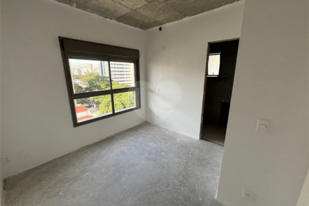Apartamento à venda com 3 suítes em Moema, São Paulo, SP