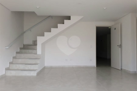 Apartamento à venda ou para alugar com 2 quartos, sendo 1 suíte,  em Vila Santa Isabel, São Roque, SP
