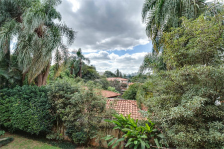 Casa de Vila à venda ou para alugar com 3 suítes em Alto da Boa Vista, São Paulo, SP