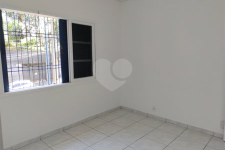 Casa à venda com 3 quartos, sendo 1 suíte,  em Vila Cordeiro, São Paulo, SP