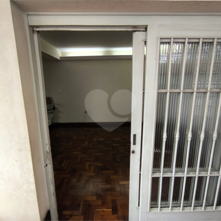 Sobrado à venda com 5 quartos, sendo 1 suíte, em Jardim Trussardi, São Paulo, SP