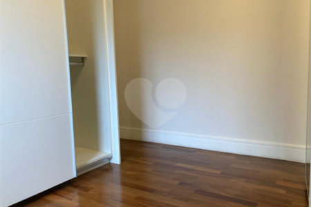 Apartamento para alugar com 3 suítes em Granja Julieta, São Paulo, SP