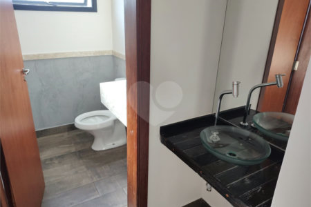 Casa à venda com 3 suítes no condomínio Santa Isabel I, Louveira - SP