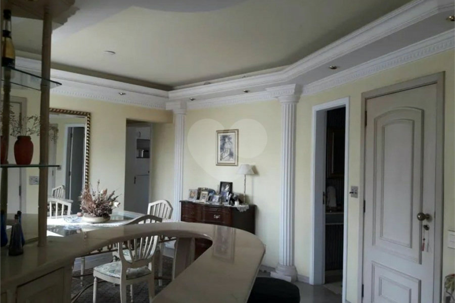Apartamento à venda com 3 suítes em Santa Teresinha, São Paulo, SP