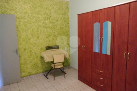 Casa Térrea - Jardim Santana.