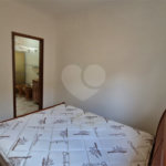 Casa para alugar com 3 quartos, sendo 1 suíte, no condomínio Santa Mônica, Atibaia - SP