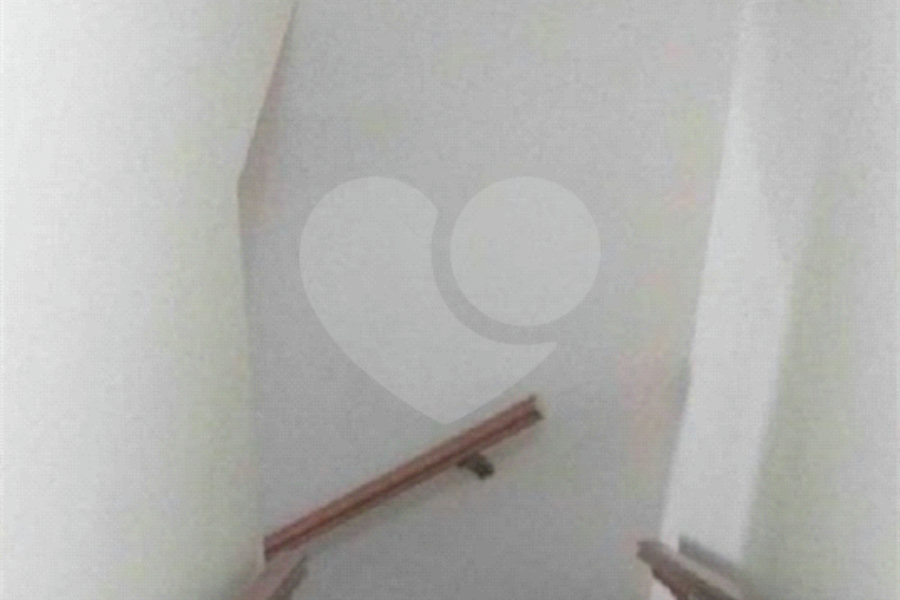 Sobrado à venda com 3 quartos em Água Fria, São Paulo, SP