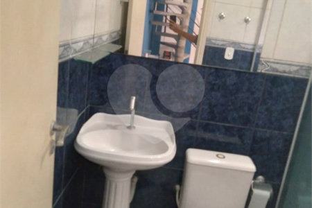 Sobrado à venda com 4 quartos em Jardim Celeste, São Paulo, SP