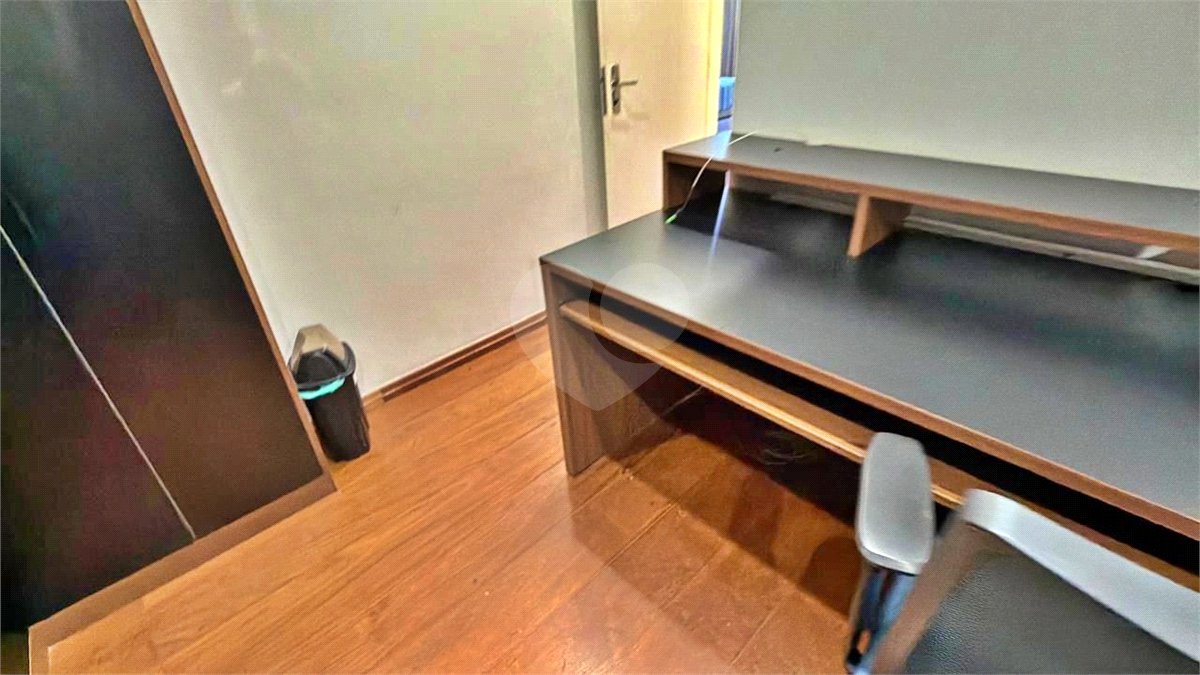 Apartamento à venda com 3 quartos, sendo 1 suíte, em Santo Amaro, São Paulo, SP