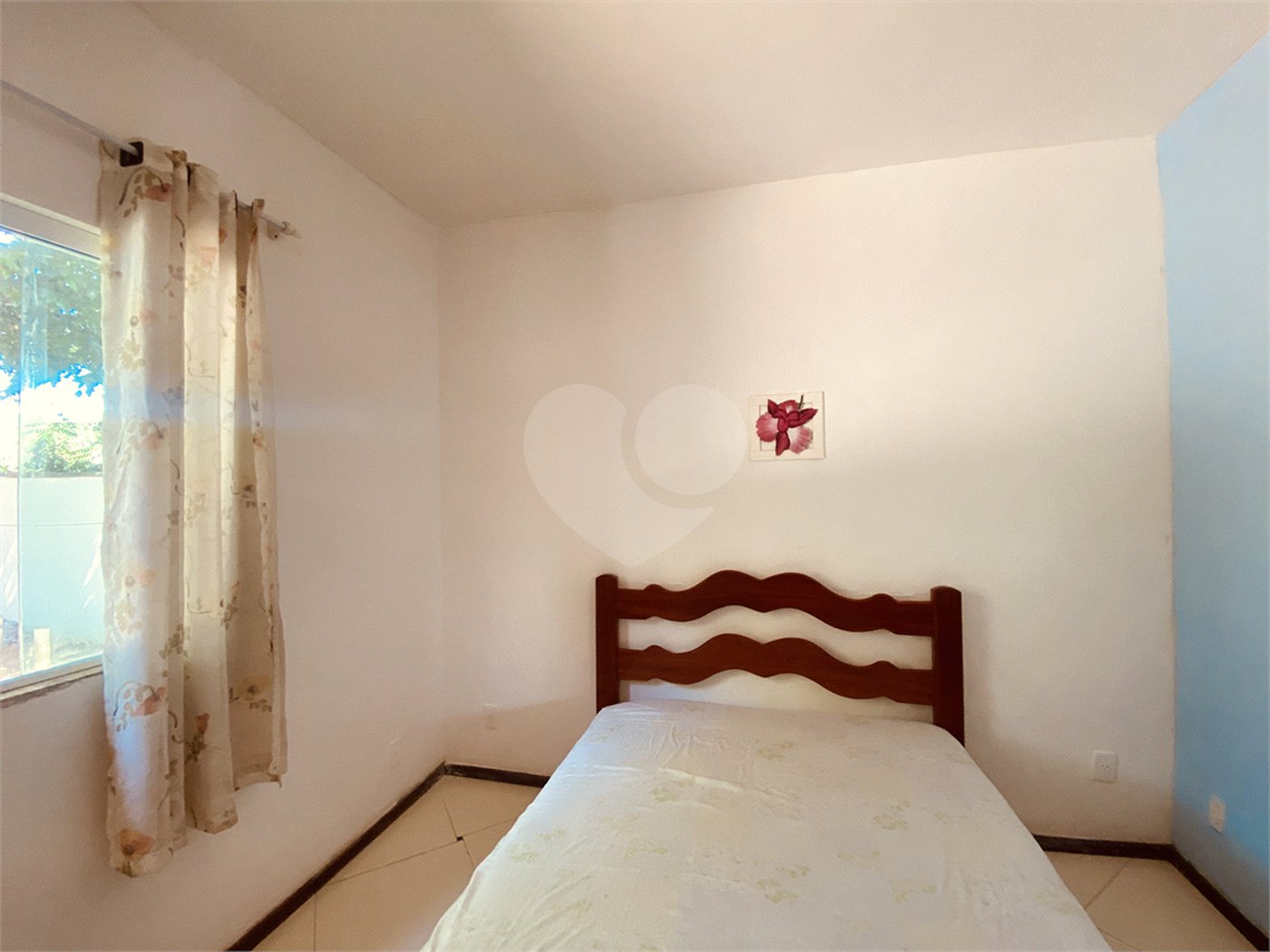 Casa em condomínio para alugar com 2 quartos, sendo 1 suíte, em Caravelas, Armação dos Búzios, RJ