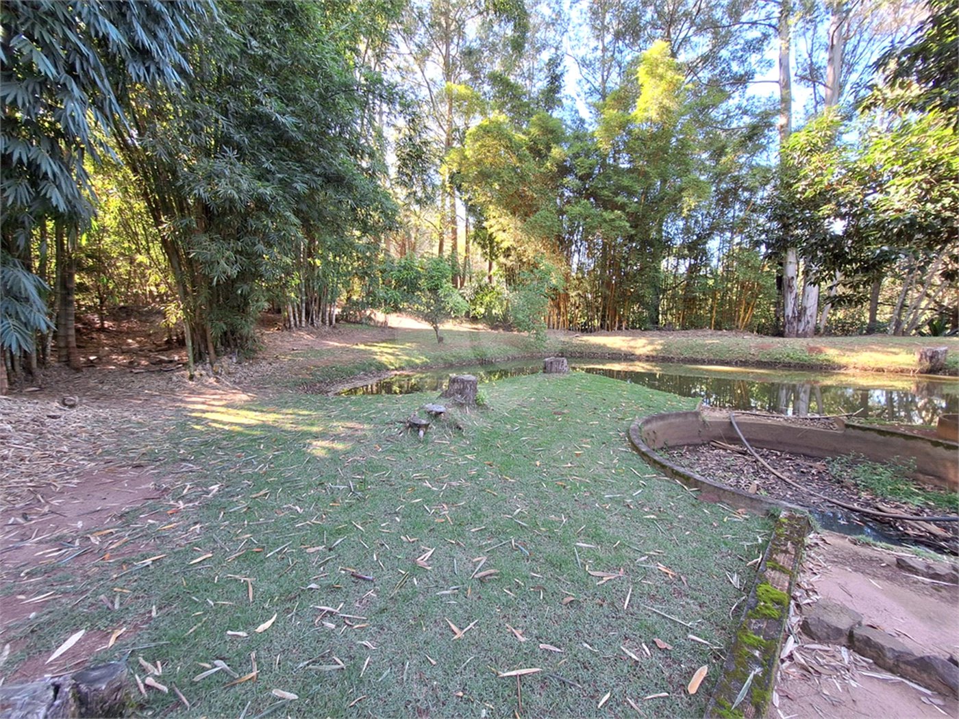 Chácara à venda com 3 quartos, sendo 1 suíte, em Chácara de Recreio Jardim Alvorada, Botucatu, SP