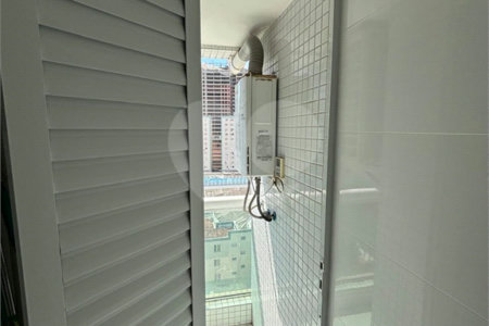 Apartamento à venda com 3 quartos, sendo 1 suíte, em Canto do Forte, Praia Grande, SP