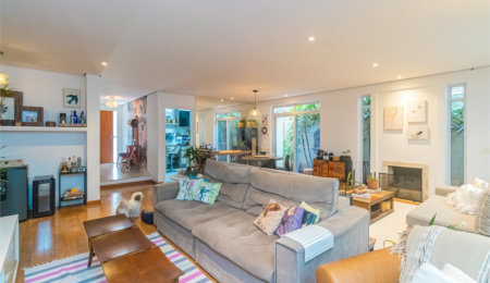 Casa à venda com 4 suítes no condomínio Vila Inglesa, São Paulo - SP
