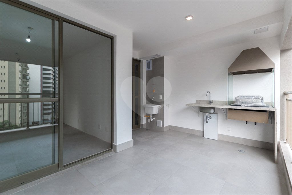 Apartamento à venda com 2 suítes em Vila Mariana, São Paulo, SP