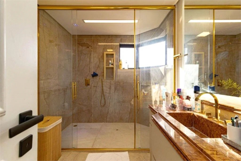 Apartamento à venda com 3 suítes em Jardim Parque Morumbi, São Paulo, SP