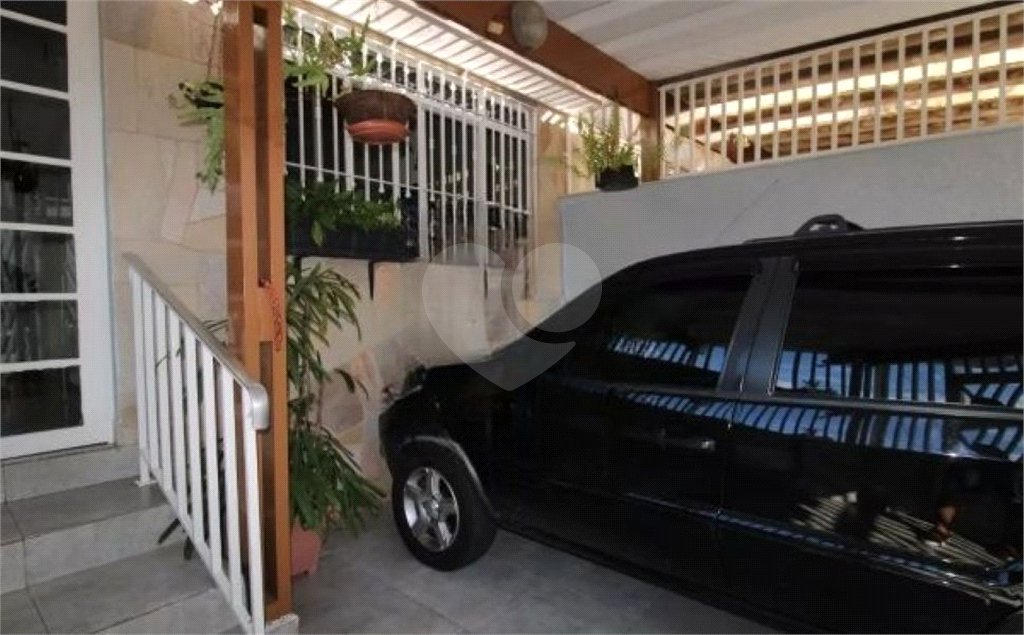 Sobrado à venda com 3 quartos, sendo 1 suíte, em Parque Vitória, São Paulo, SP