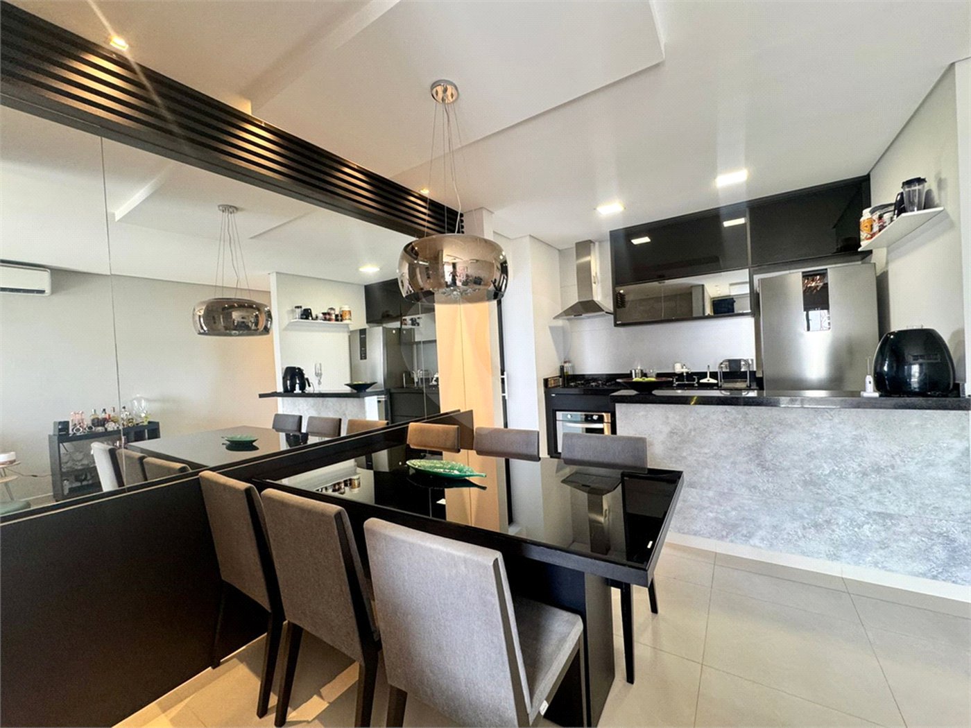 Apartamento à venda com 3 quartos, sendo 1 suíte, em Parque Campolim, Sorocaba, SP