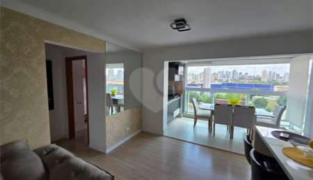 Apartamento à venda ou para alugar com 2 suítes em Parque Bandeirante, Santo André, SP