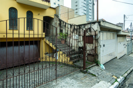 Sobrado à venda com 3 quartos, sendo 1 suíte, em Vila Prudente, São Paulo, SP