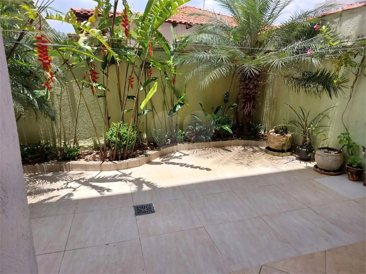 Sobrado à venda com 3 quartos, sendo 1 suíte, em Jardim das Vertentes, São Paulo, SP