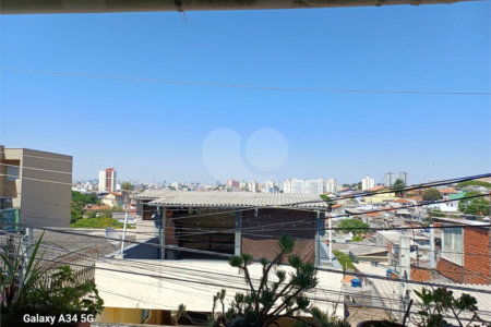 Casa à venda com 3 quartos, sendo 1 suíte, em Vila Roque, São Paulo, SP