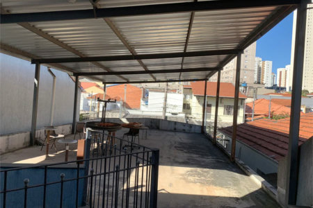Casa à venda com 3 quartos, sendo 1 suíte, em Vila Romana, São Paulo, SP