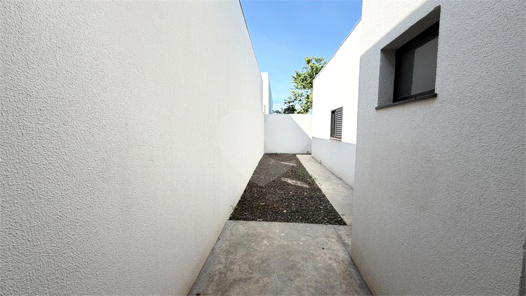 Casa à venda com 3 quartos, sendo 1 suíte, em Ipê, Três Lagoas, MS